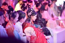 广安汉服模特兼职(想做汉服模特去哪里找)
