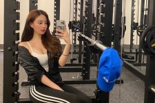 广安我是一名瑜伽锻练外加兼职模特(我是一名瑜伽锻练外加兼职模特小说)