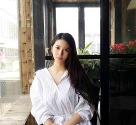 广安女友兼职模特的小说(女友兼职模特的小说保举)