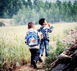 广安河南一家四口结伴游中国2个月(河南适合一家四口旅游的地方)