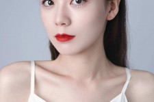 广安兼职模特要打点模卡吗(兼职做模特要交钱拍模卡)