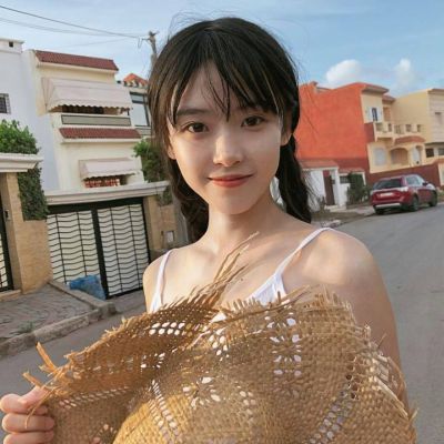 广安伴游女生李梓萱的资料