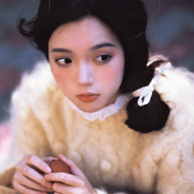 广安伴游女生周素英的资料