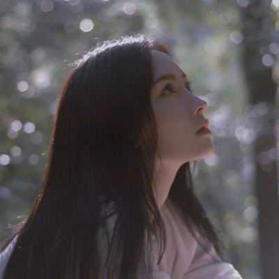 广安伴游女生秦鹿鸣的资料