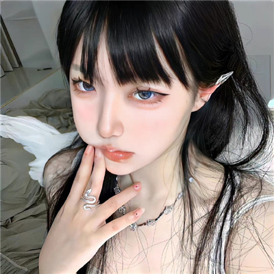 广安伴游女生张梦琪的资料