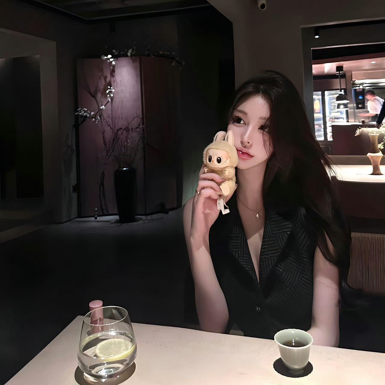 广安伴游女生范甜甜的资料