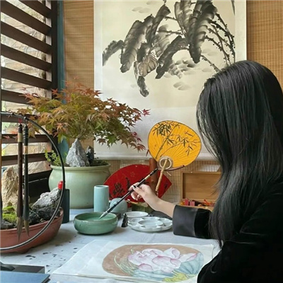 广安伴游女生源又菡的资料