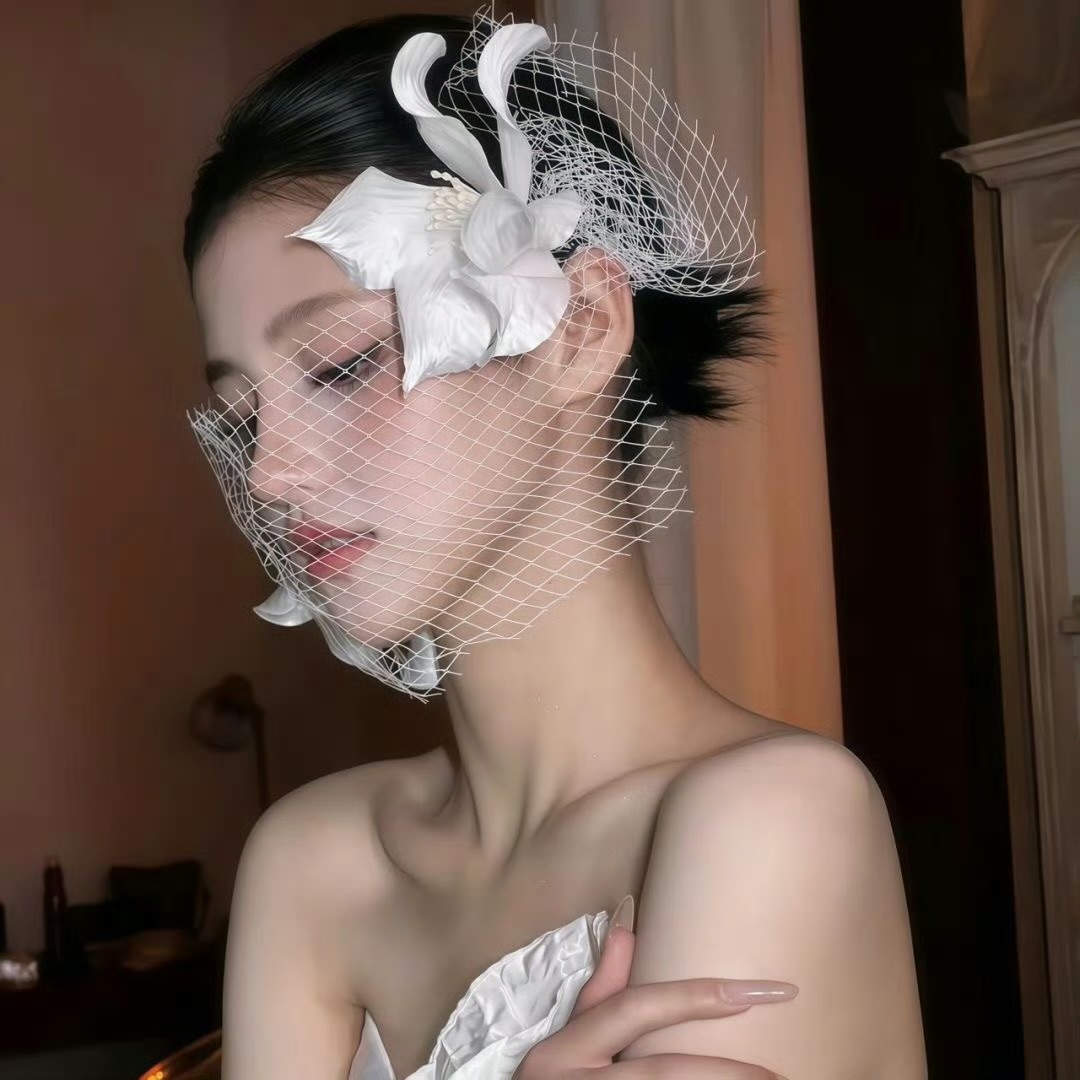 广安伴游女生唐雅柔的资料