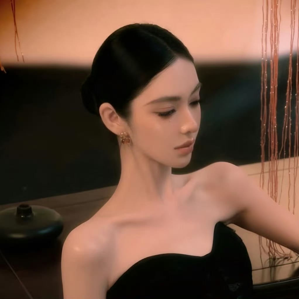 广安伴游女生 | Emily的资料